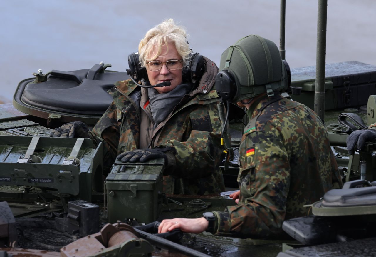 "Die Welt": Ukraina zarzuca kłamstwo niemieckiej minister obrony