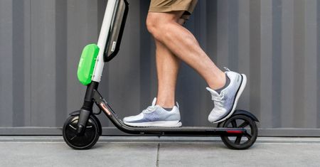 Promocja Lime z okazji wyborów. Darmowy przejazd elektryczną hulajnogą