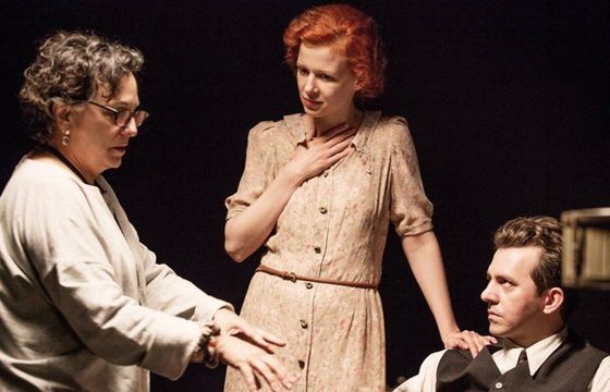 Karolina Gruszka i Piotr Głowacki w filmie "Who WIll Write Our History"