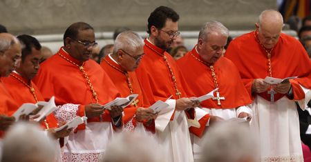 Wyciekł tajny dokument Watykanu. Tłumaczy, jaki powinien być przyszły pontyfikat