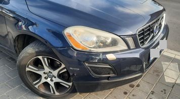 Pijany kierowca uszkodził zaparkowane auto i odjechał. Miał ponad 1,5 promila