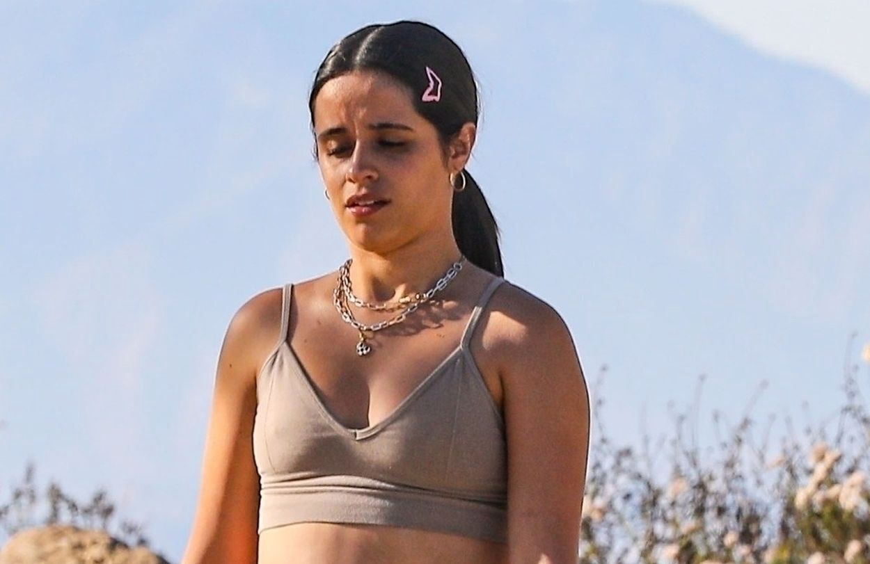 Camila Cabello podczas pieszej wędrówki z mamą