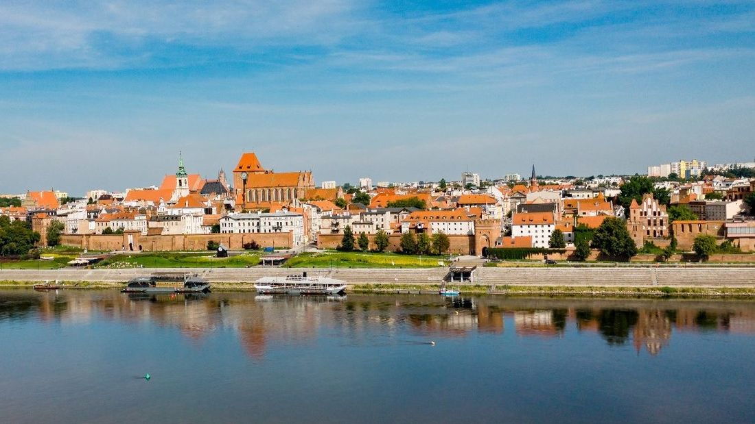 9 sierpnia odnotowano w Toruniu rekordowo niski stan Wisły-84cm 