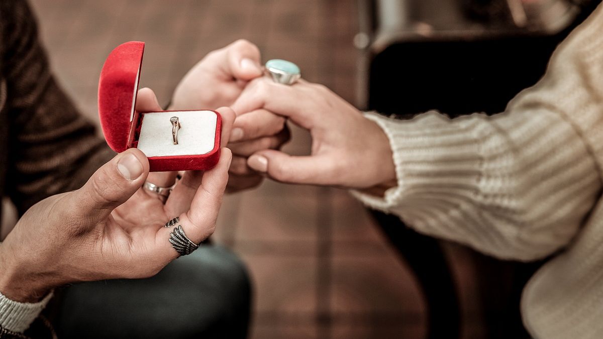 Oświadczyny w Wigilię mogą być bardzo romantyczne.