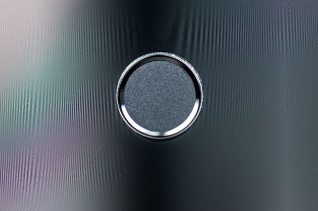 Honor 8 - czytnik linii papilarnych
