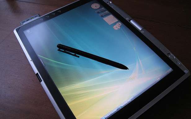 Tablet (Fot. Flickr/mastermaq/Lic. CC by)