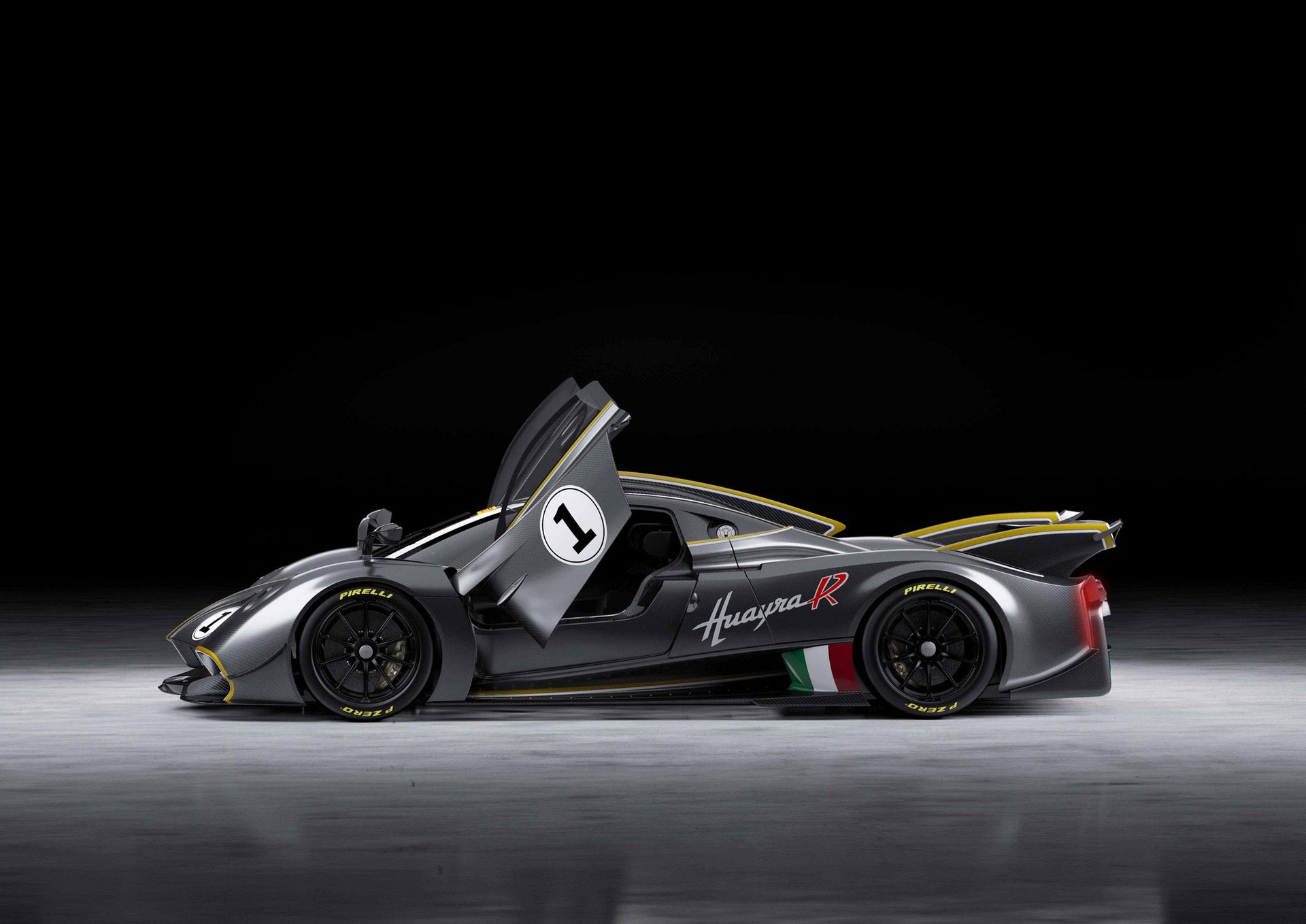 Pagani Huayra R (2021)
