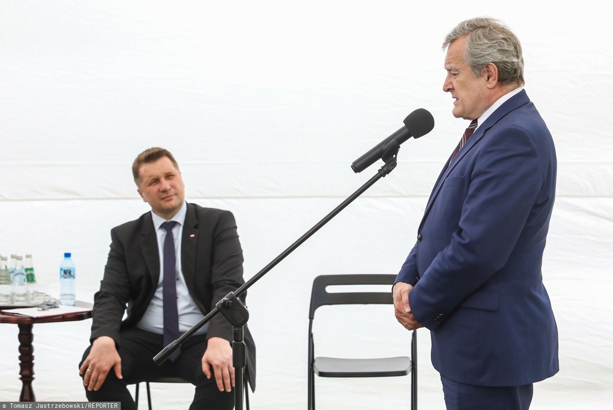 Przemysław Czarnek - minister edukacji i szkolnictwa oraz Piotr Gliński - wicepremier i szef resortu kultury, dziedzictwa narodowego i sportu