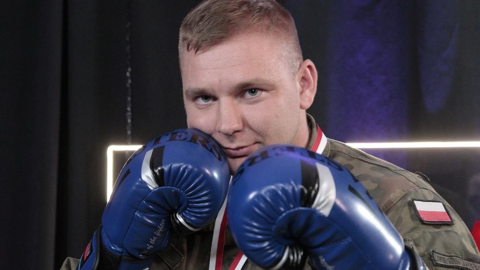 St. kpr. Krystian Gralewski z 3 PBOT mistrzem Polski w kickboxingu - sukces żołnierza z Rzeszowa