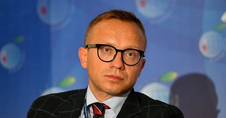 "Tłuste koty" w PiS. Czarna wizja wiceministra