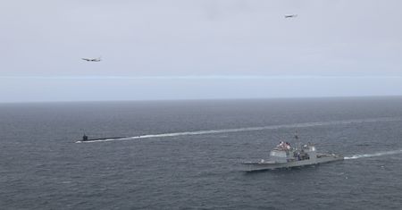 USA prężą muskuły. Okręt podwodny i samoloty "dnia zagłady" w pobliżu Norwegii