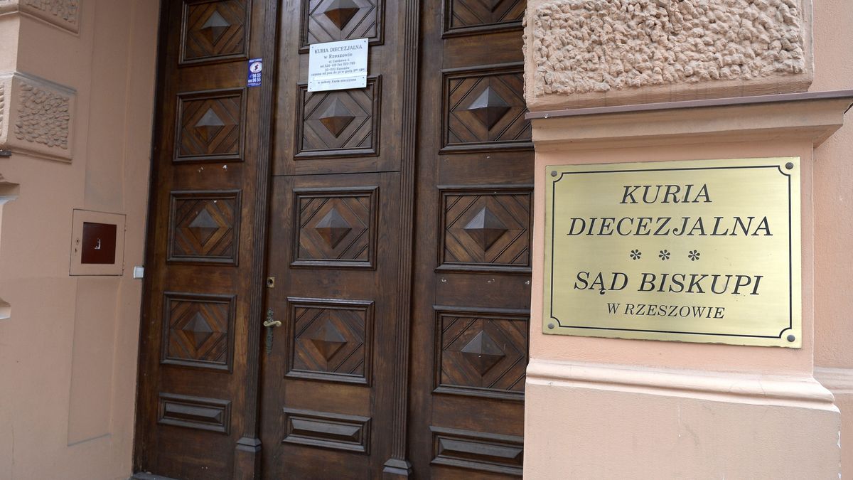sąd biskupi