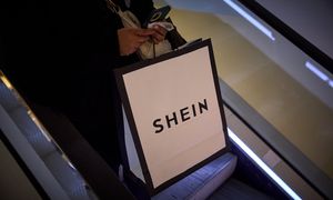 Lalki jak dzieci i broń w sprzedaży? Unia Europejska żąda wyjaśnień