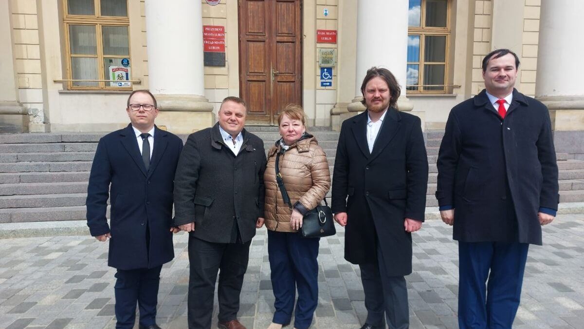 Konferencja prasowa Konfederacji (Nowej Nadziei) ws. wprowadzenia nocnej prohibicji w Lublinie