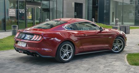 Podział typów nadwozi samochodu - cz. 2: czym jest fastback, a czym coupé?