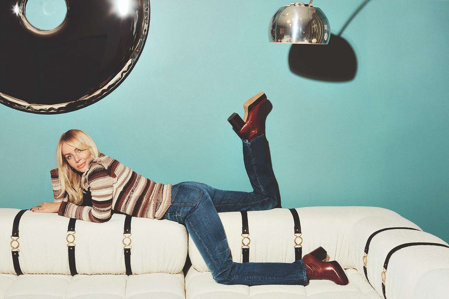 Agnieszka Woźniak-Starak zwierza się na okładce magazynu: "Największą inspiracją była zawsze dla mnie moja mama"