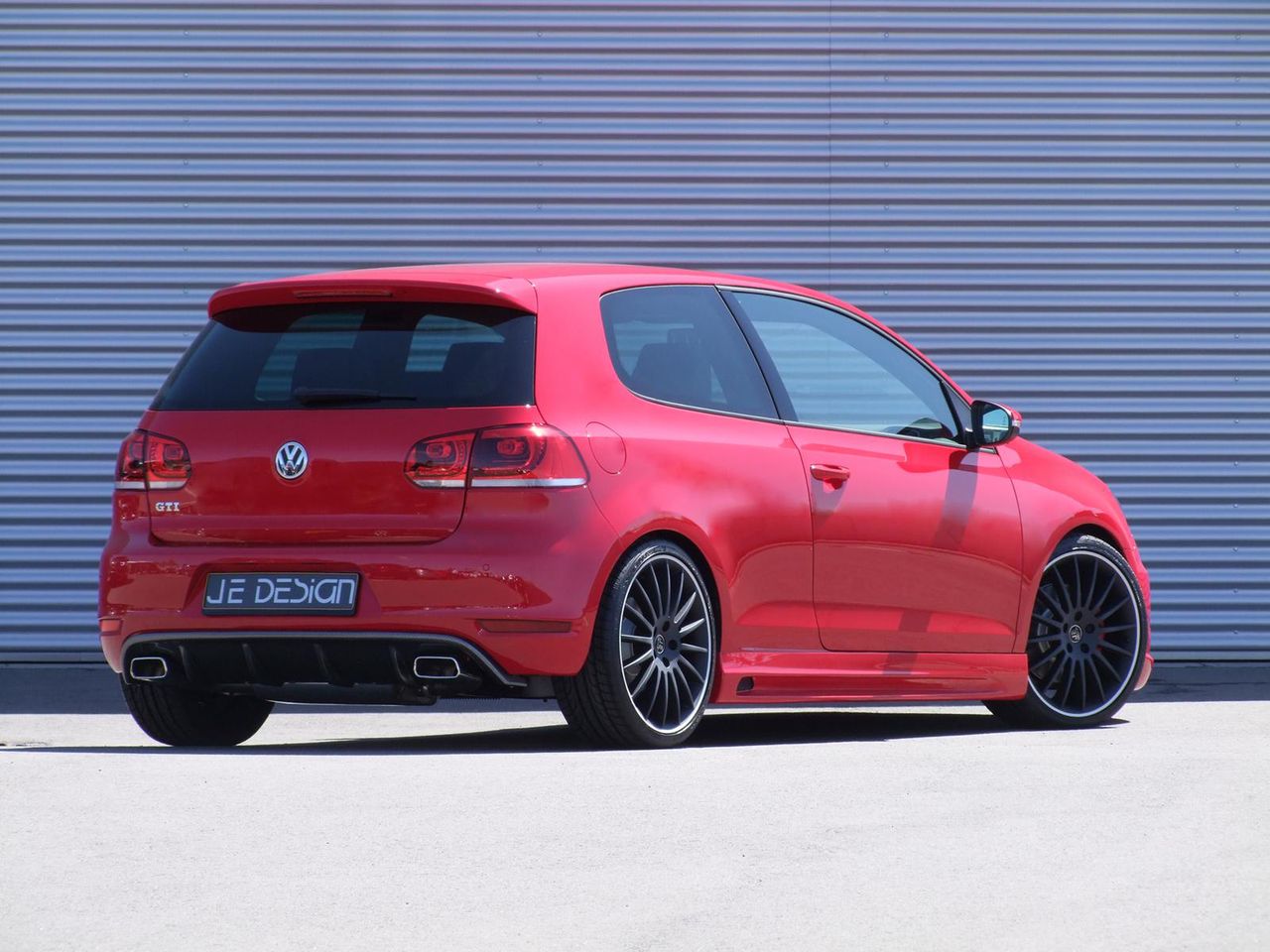 JE Design Golf GTI R fot.2 JE Design Golf GTI R [270 KM, 257 km/h]