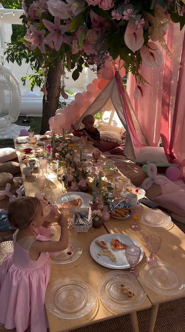 Przyjęcie urodzinowe córek Mai Hyży