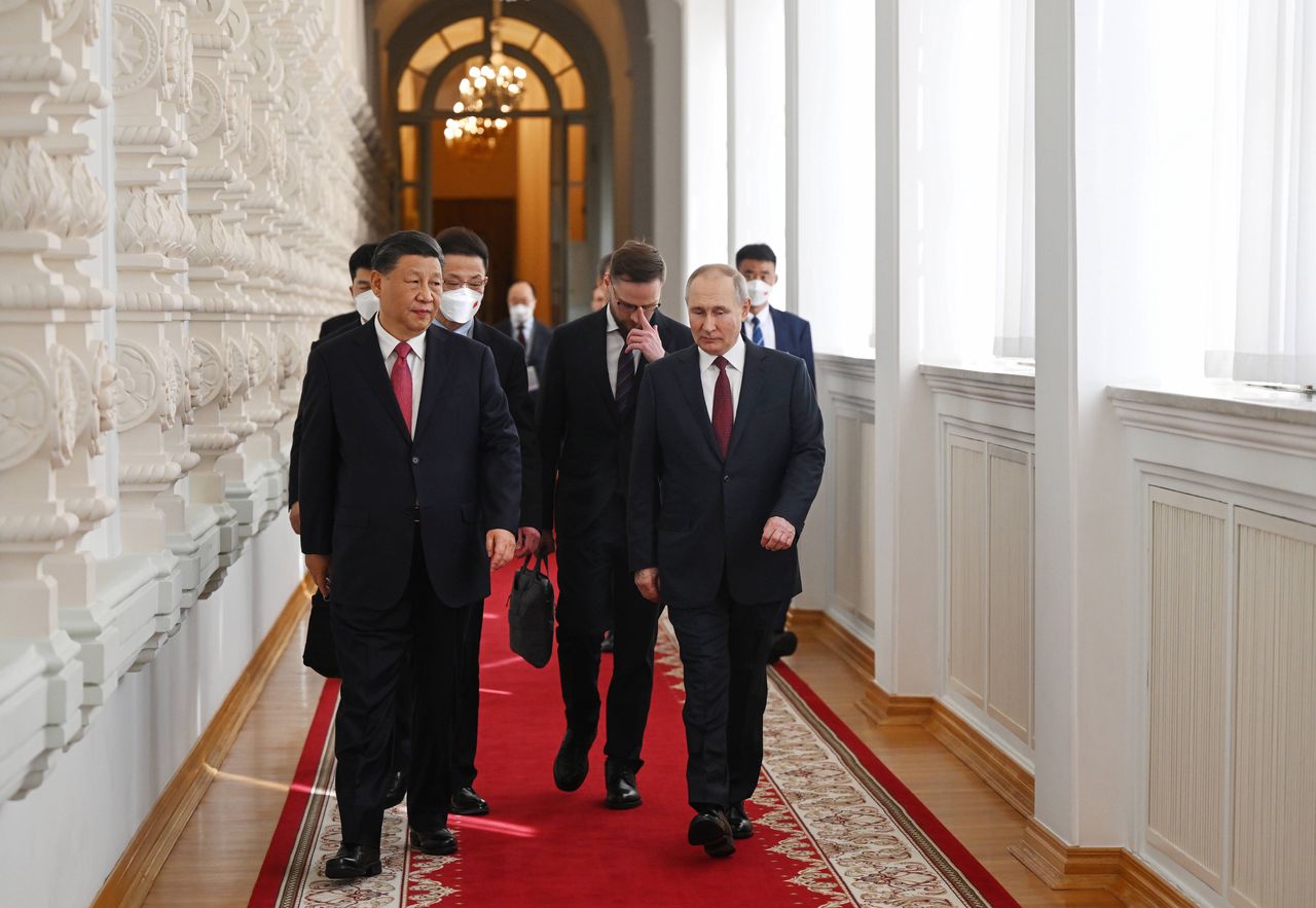 Cały świat przyglądał się tym gestom. To upadek Putina?