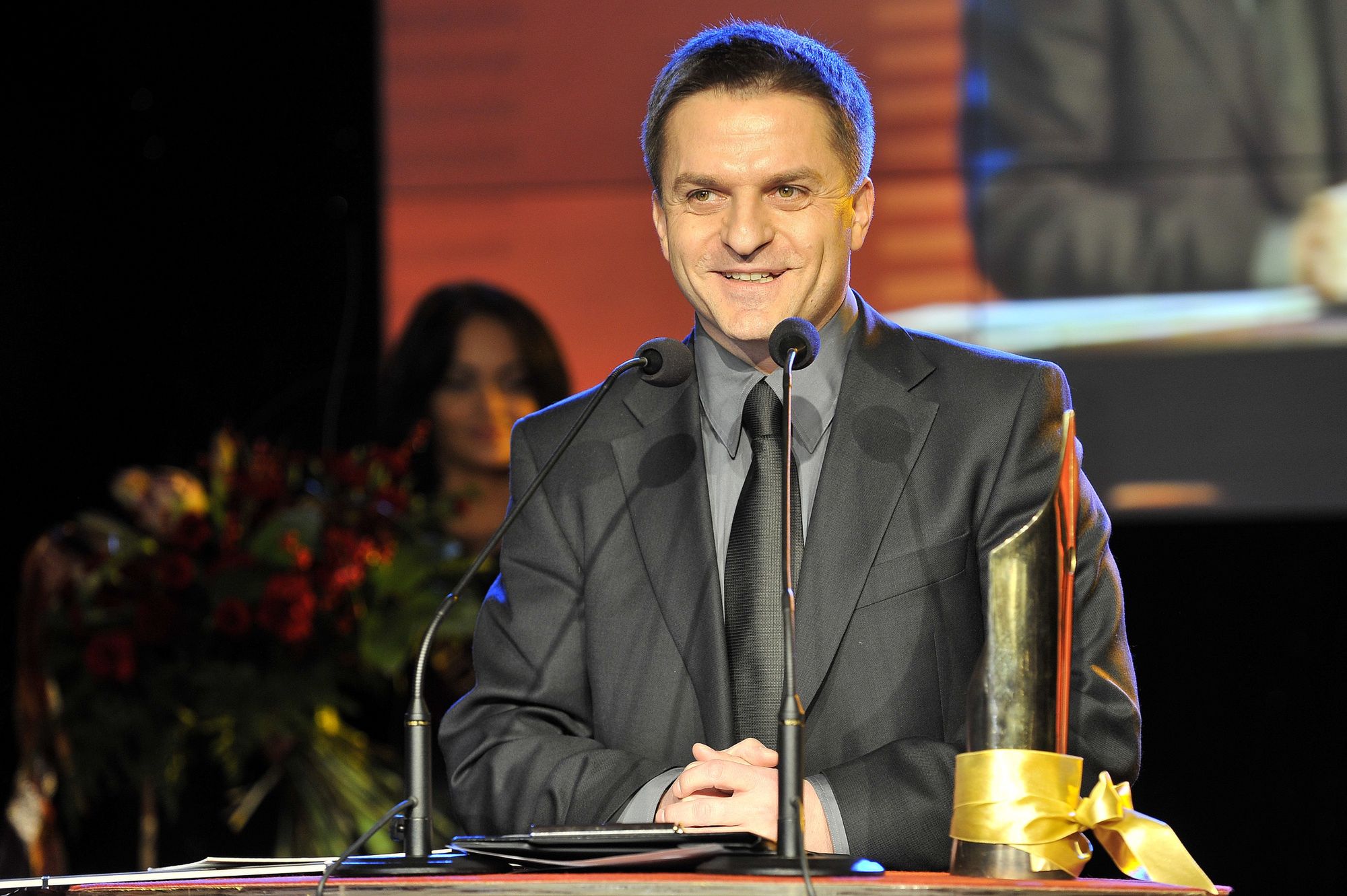 Bogdan Rymanowski od 30 lat trwa u boku żony. Co wiemy o Monice Rymanowskiej? 