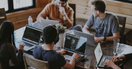 Faktura Small Business Pro pozwoli Ci opanować fakturowanie i sprzedaż do perfekcji