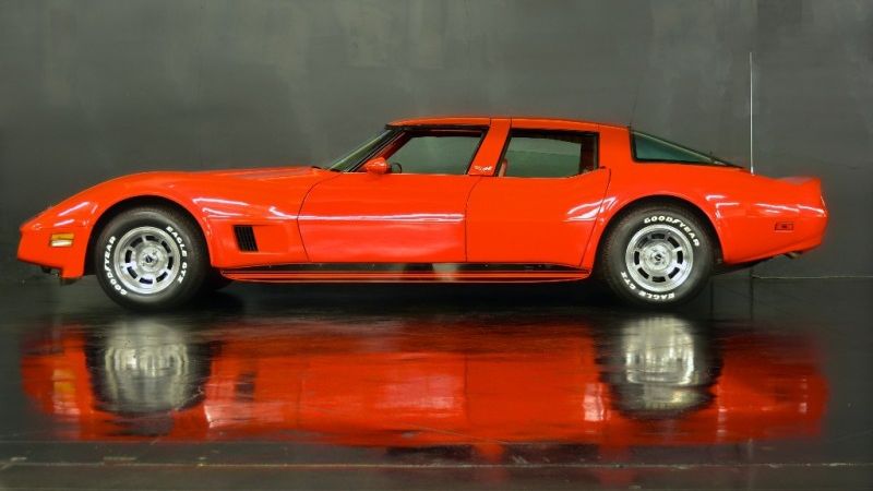 Z powodu przeróbek, Corvette'a przybrała na wadze ponad 220 kg