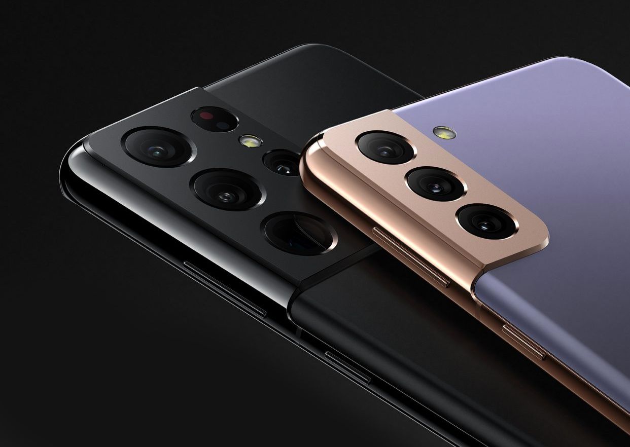 Ten smartfon wygląda jak połączenie Galaxy S21 i iPhone'a 13 2