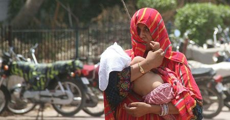 Dzieci zakażone HIV. Niepokój w Pakistanie