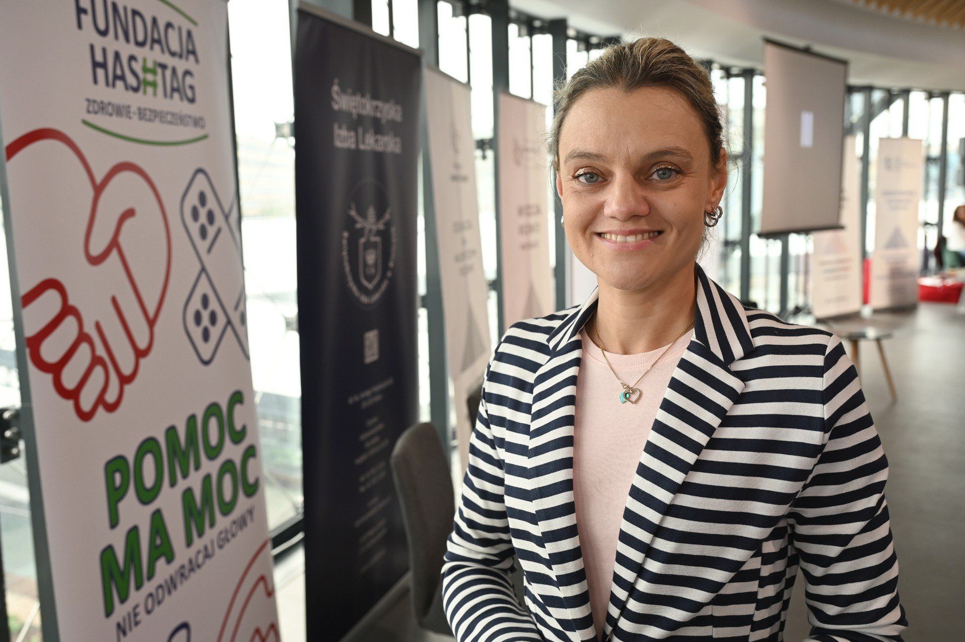 - Chcielibyśmy, żeby nasz kongres był katalizatorem, który zainicjuje kolejne akcje. Nie chcemy, żeby to było tylko wydarzenie, o którym zapomnimy po kilku dniach. Niech za tym pójdą realne działania, które przyniosą coś dobrego w przestrzeni publicznej - podkreśliła rektor Świętokrzyskiej Szkoły Wyższej, Ksenia Buglewicz.