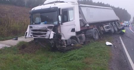 Tragedia na drodze. Kobieta z mazdy nie miała szans