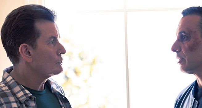 Charlie Sheen znowu współpracuje z producentem „Dwóch i pół”, Chuckiem Lorre