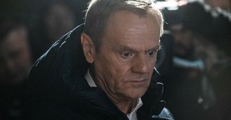 Rząd liczy na Tuska? Mueller: "Może odegrać pozytywną rolę"