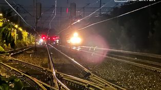 Warszawa: Awaryjne zamknięcie jednego z torów. Utrudnienia w kursowaniu pociągów