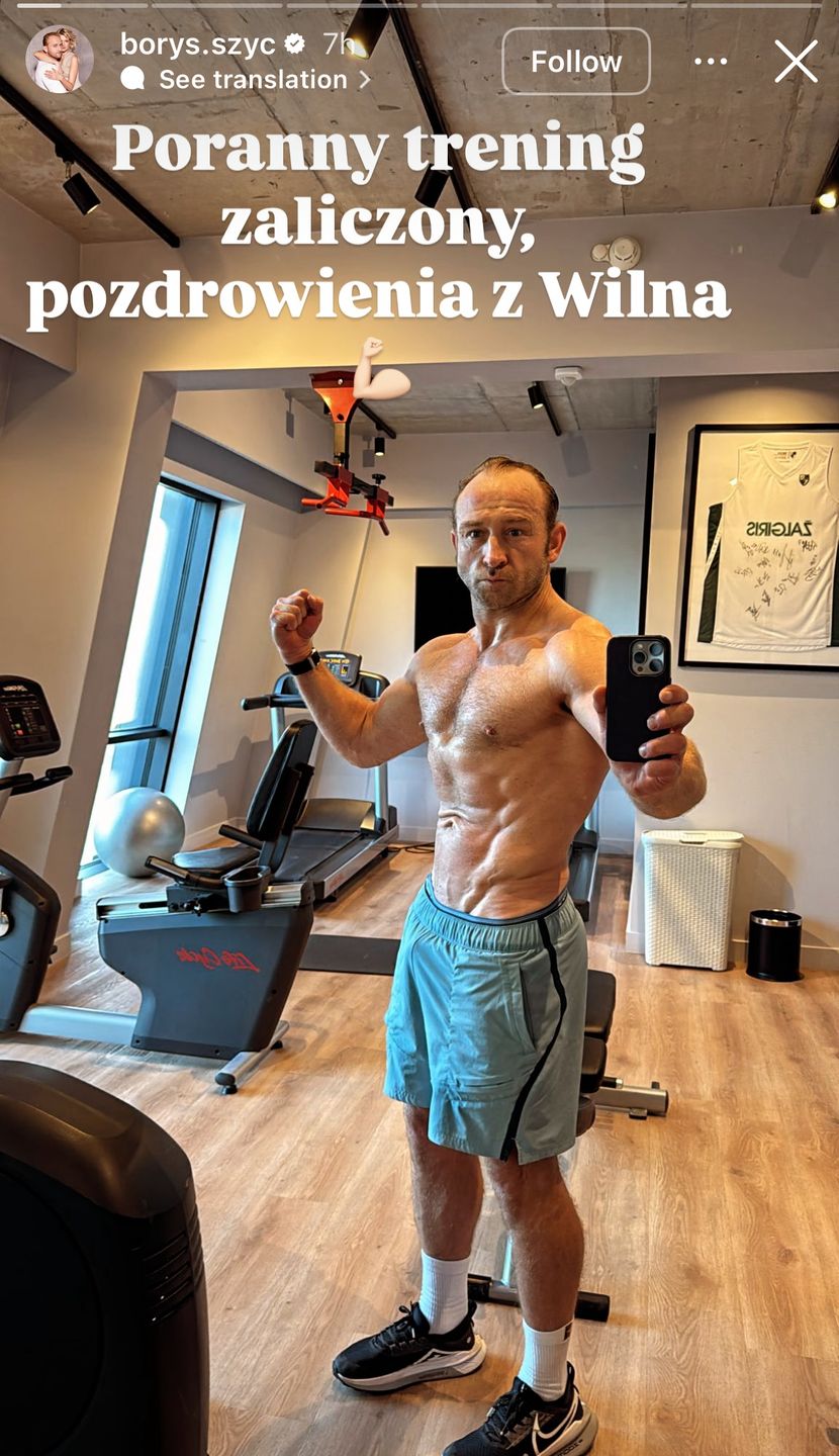 Borys Szyc chwali się umięśnioną sylwetką