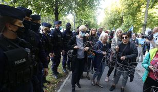 Stan wyjątkowy. Debata w Sejmie. Protest