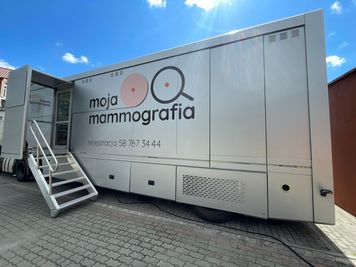 Bezpłatna mammografia w Płocku i Drobinie. Sprawdź, kiedy przyjadą mammobusy