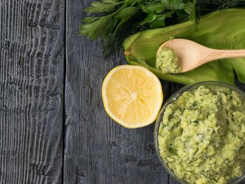 Tuńczyk z awokado – idealna pasta do chleba