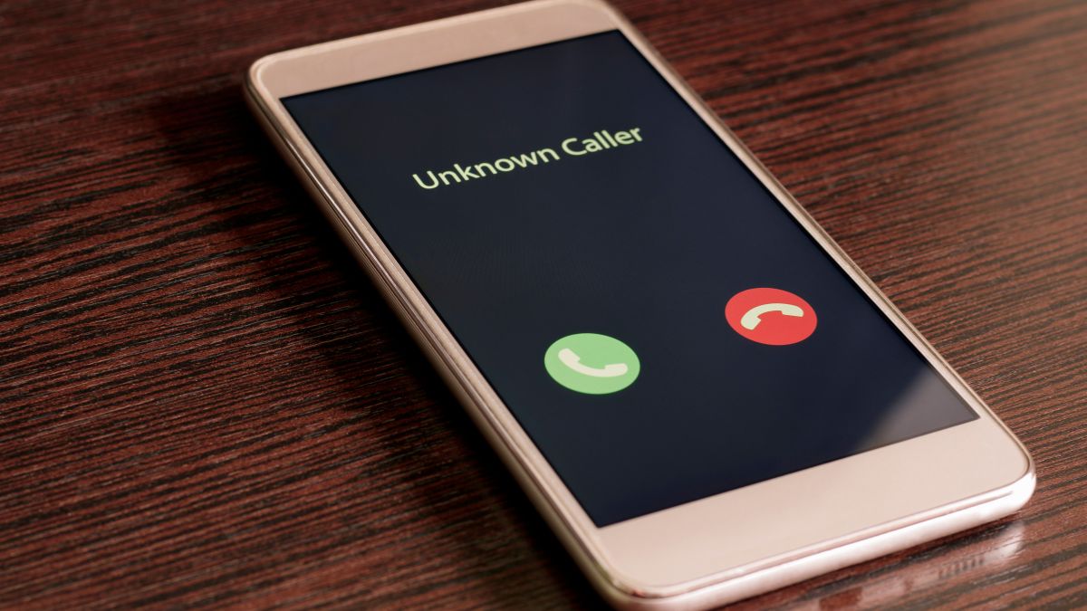 Jak zareagować, gdy dzwoni nieznany numer?