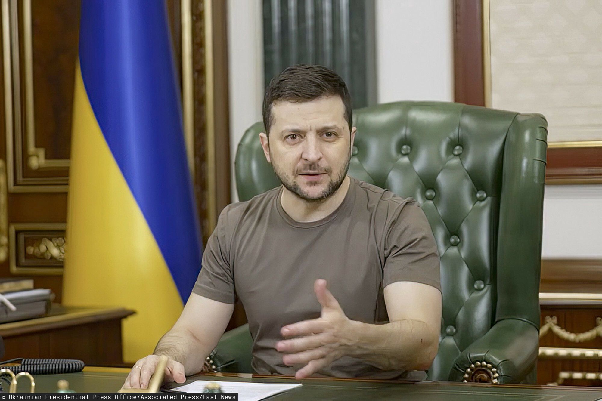 Wojna w Ukrainie - konferencje prezydenta Ze?enskiegoIn this image from video provided by the Ukrainian Presidential Press Office and posted on Facebook early Tuesday, March 15, 2022, Ukrainian President Volodymyr Zelenskyy speaks in Kyiv, Ukraine. (Ukrainian Presidential Press Office via AP)Ukrainian Presidential Press Office