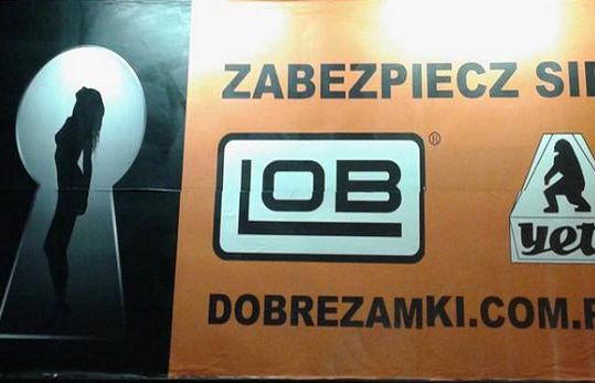 STS zarzuca wulgarność i prostactwo reklamie zamków Lob z „Zabezpiecz się!” (wideo)