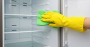 Domowy sposób na czystą lodówkę. Prościej i taniej się nie da