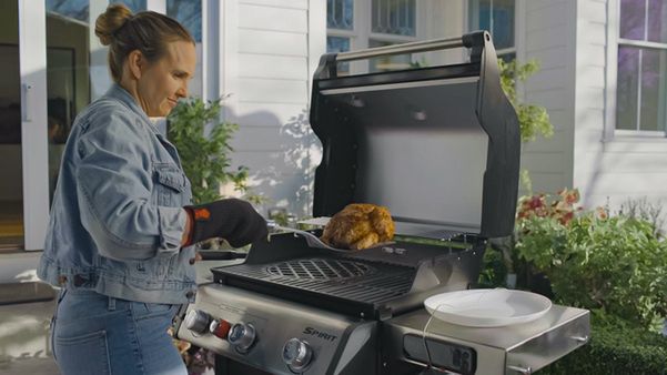 Grill w ogrodzie 