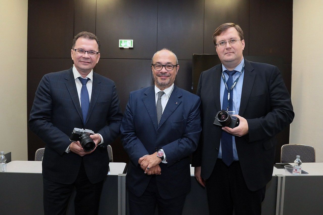 Zenit powraca! We współpracy z Leicą powstał pełnoklatkowy Zenit M 3