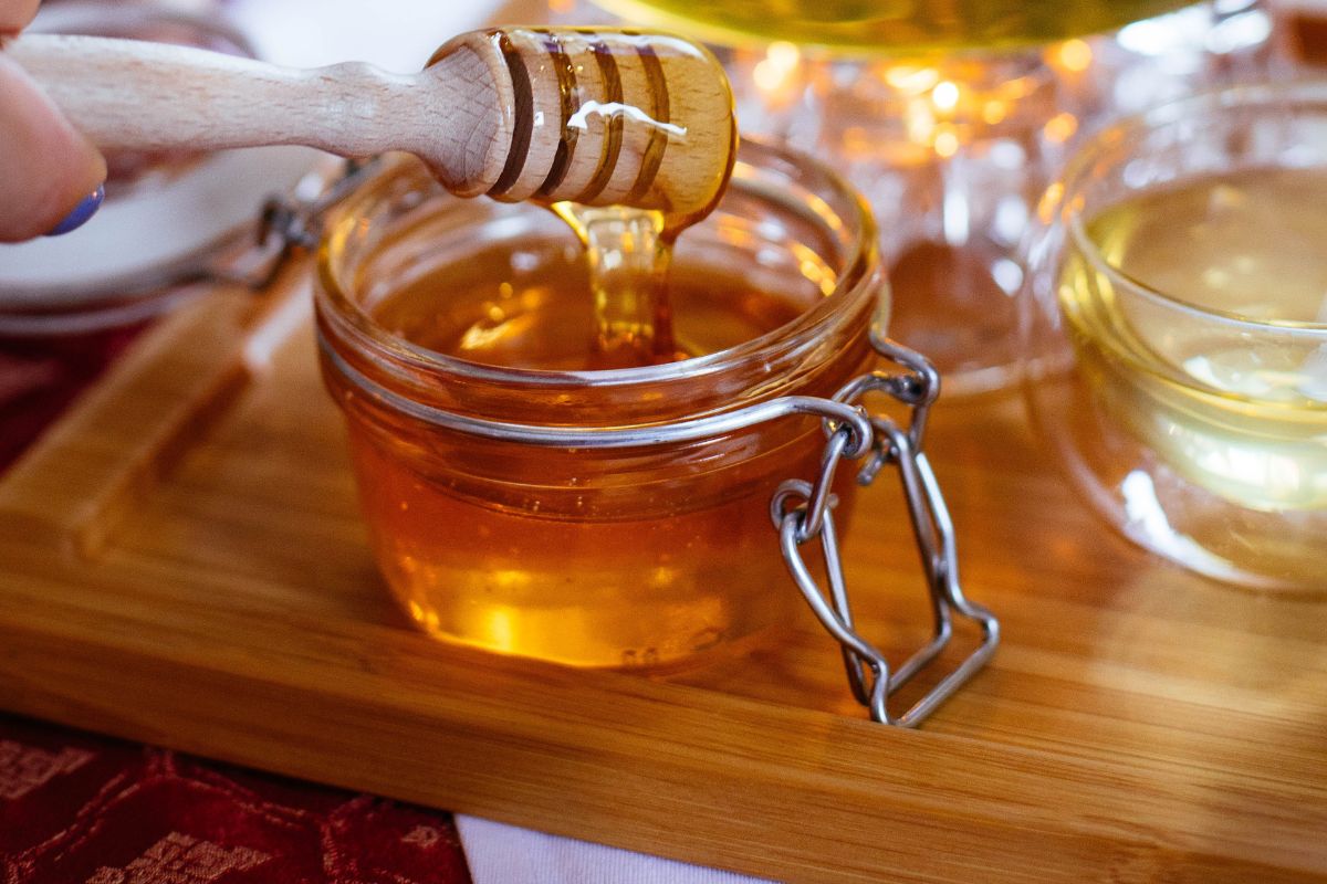 Honey is one of the most important ingredients of this cake.
