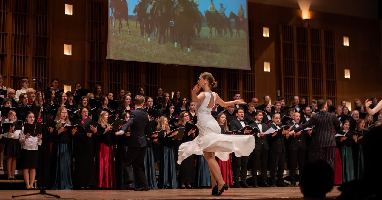 Białystok: Piękne aranżacje Maksa Fedorova na koncercie "Ojczyzno ma"