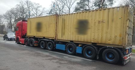 Kara może być gigantyczna. Było o jedną naczepę za dużo i nie tylko