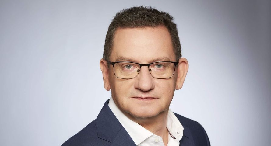 Szef Heliosa o kinowej "Lalce". Na ilu widzów liczy?