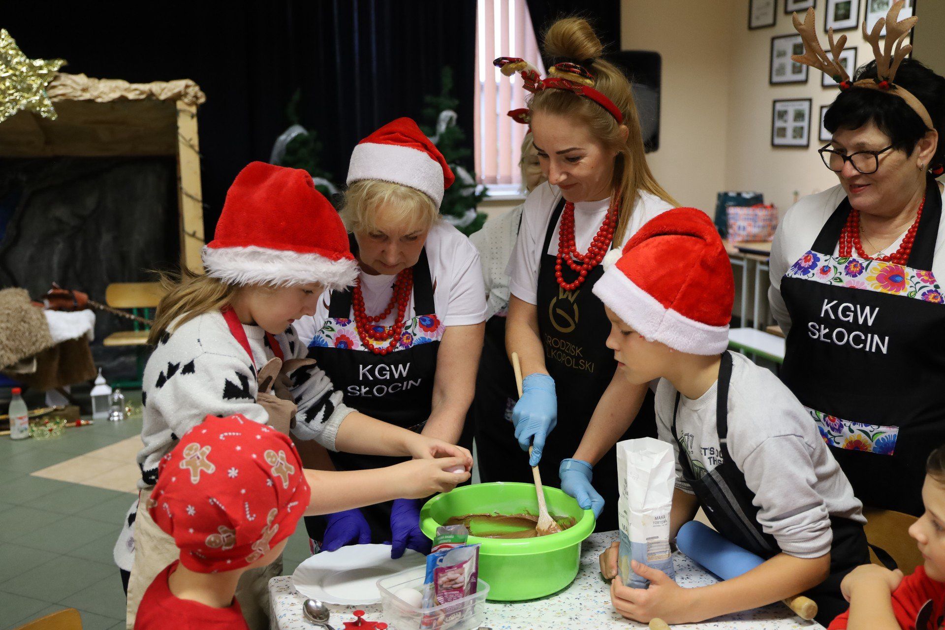 Warsztaty piernikowe w Słocinie - słodka lekcja tradycji i współpracy