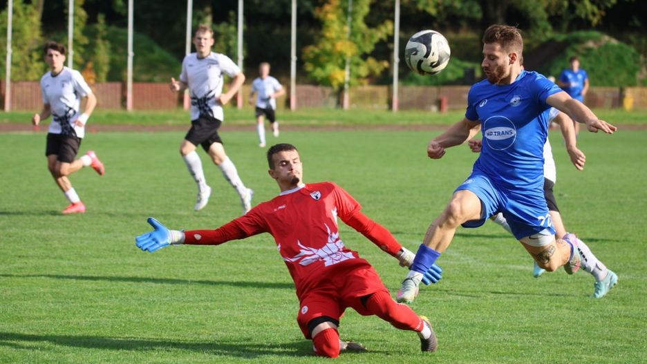 27.09.2025 Klasa okręgowa: Victoria Jelenia Góra - GKS Cement Raciborowice