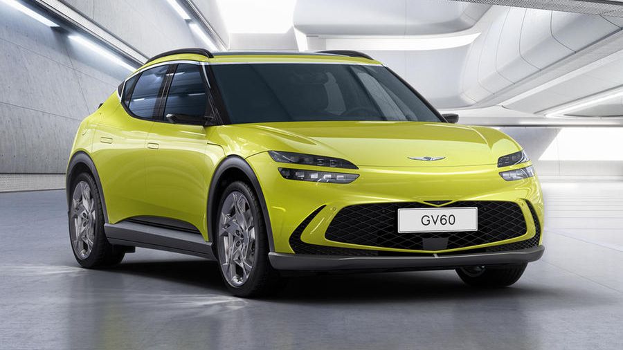 Nadwozie wygląda dość zachowawczo.